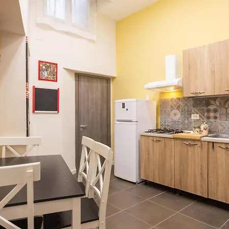 Couette-café Mini Casa Nura 4*
